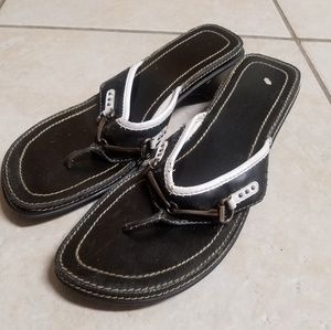 🌟Rampage Black / White Sandals